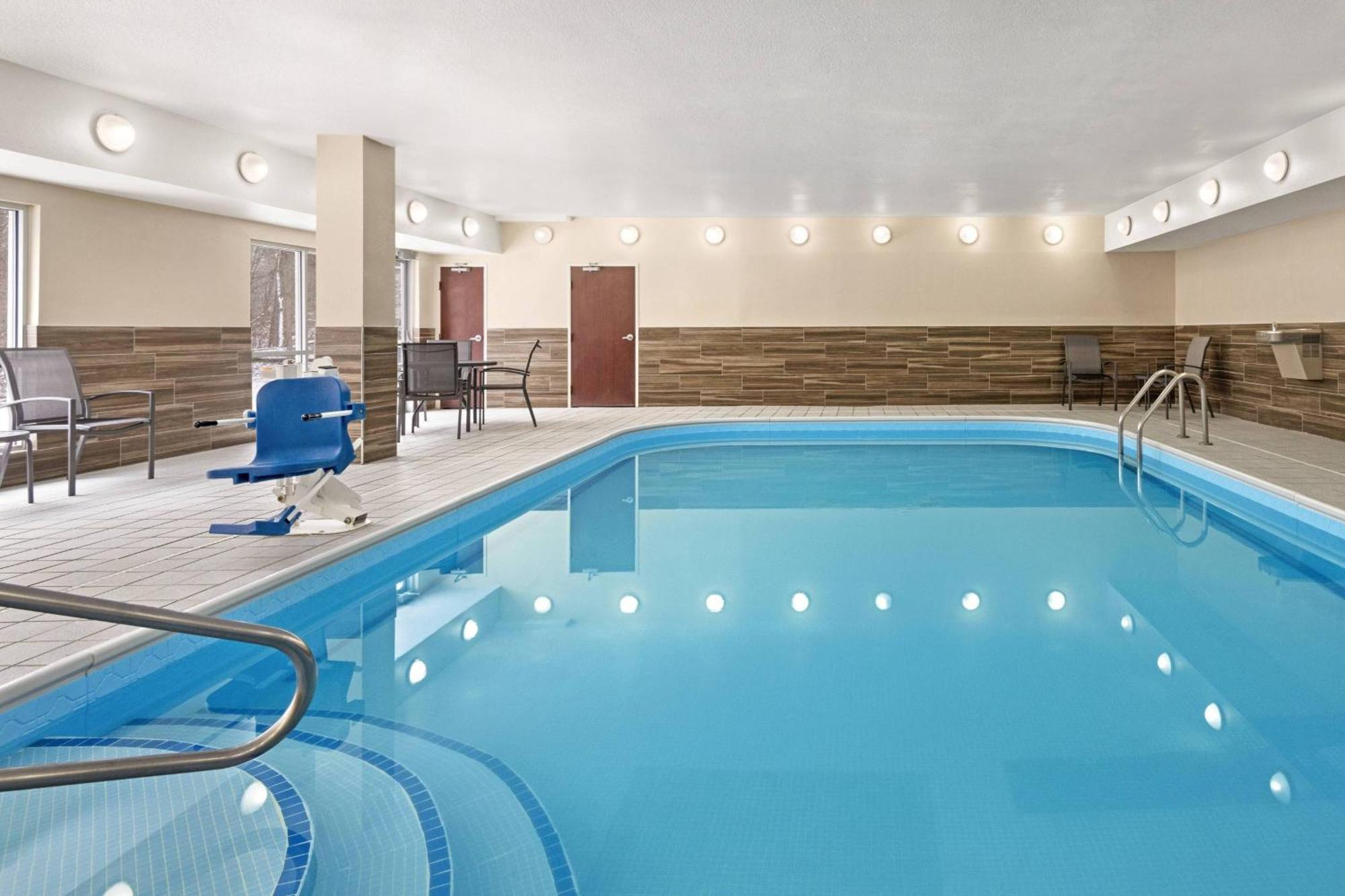 Fairfield Inn By Marriott Warren Niles Eksteriør bilde
